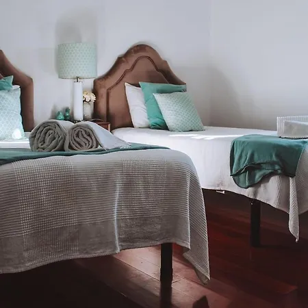 Casa Em *
